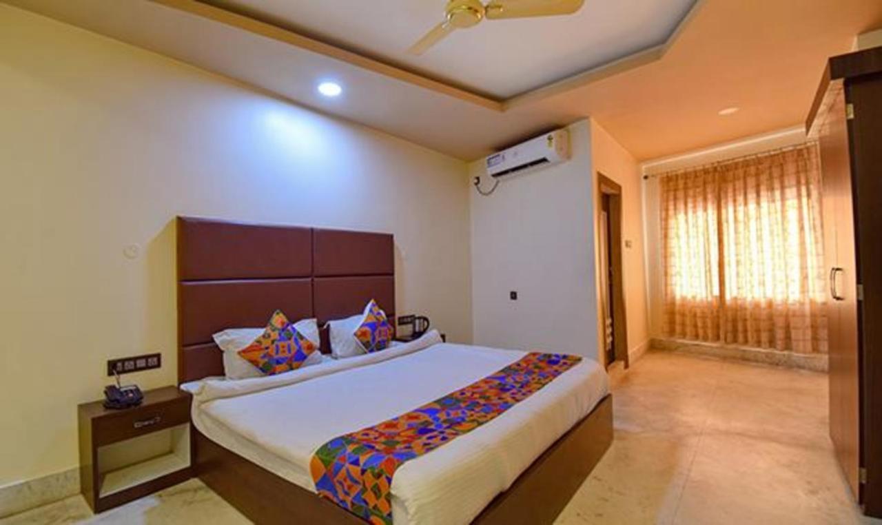 Fabhotel Rr Suites Guwahati Exterior photo